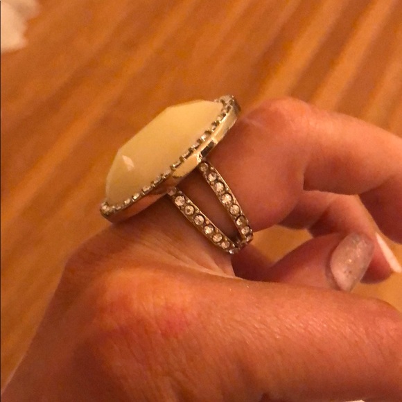 Statement ring - Picture 4 of 7